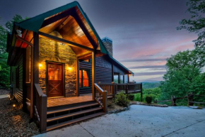 Luxe Blue Ridge Cabin Chasing Dreams with Hot Tub